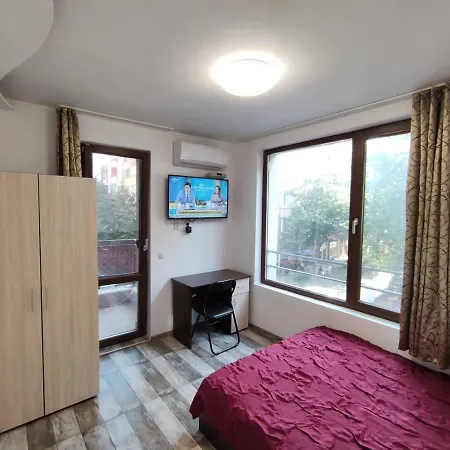 Apartment Renewed Corner Burgas City